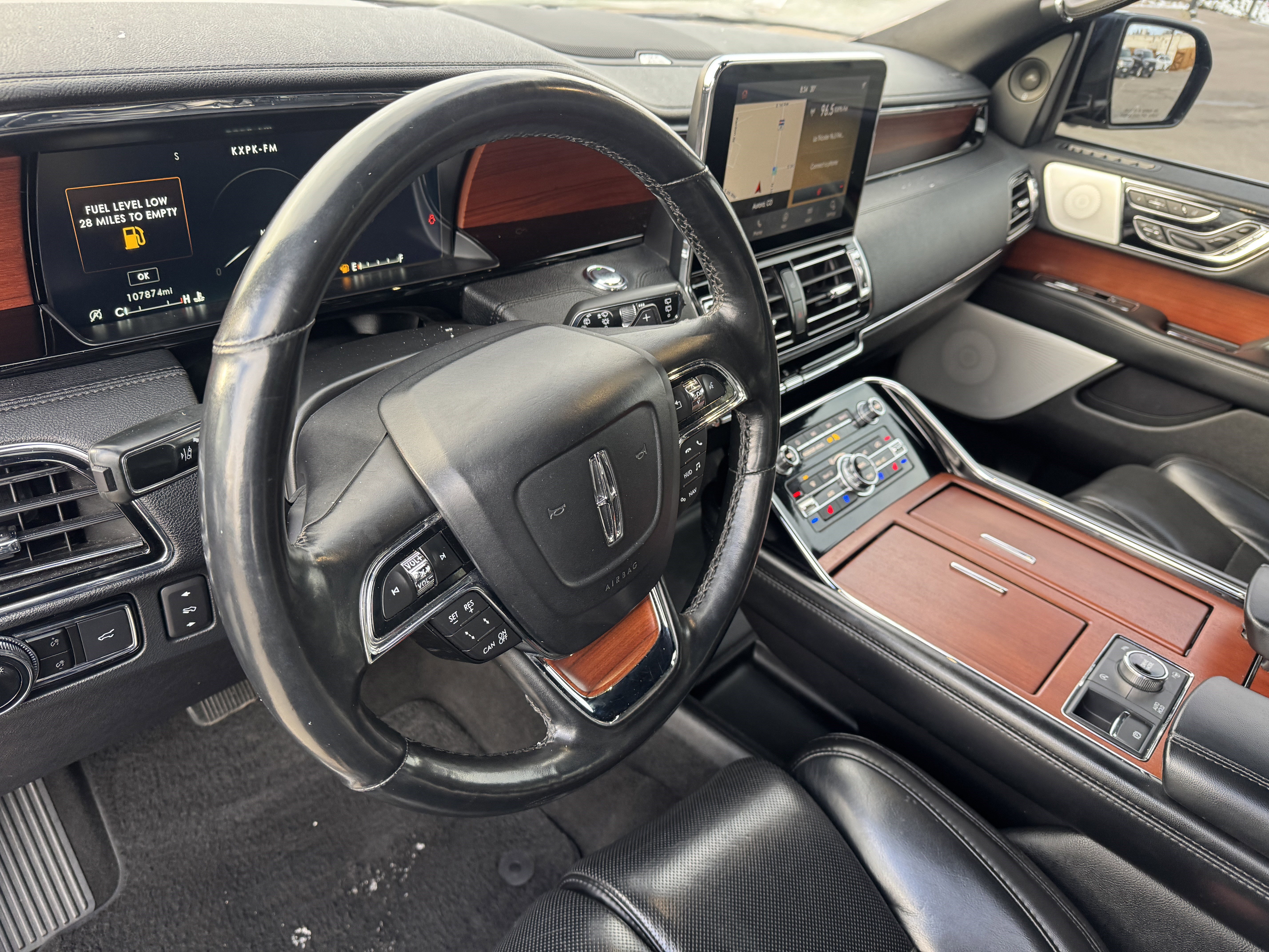 Used 2020 Lincoln Navigator L Reserve w/ Luxury Package image 12