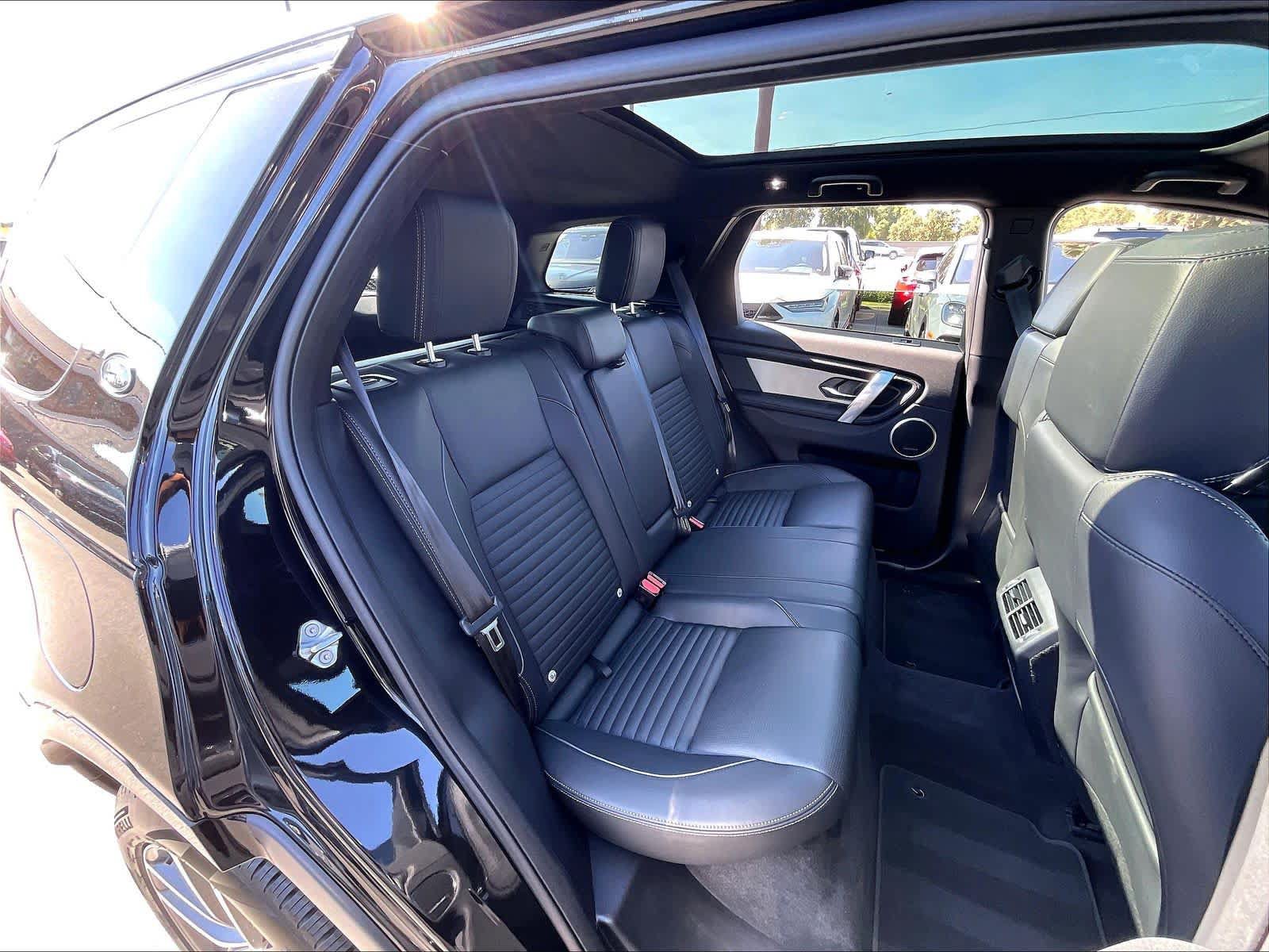 Used 2025 Land Rover Discovery Sport Dynamic SE AWD/4WD image 27