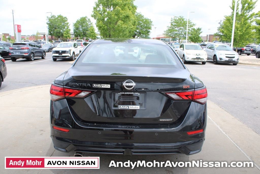 New 2025 Nissan Sentra SR w/ Midnight Edition image 4