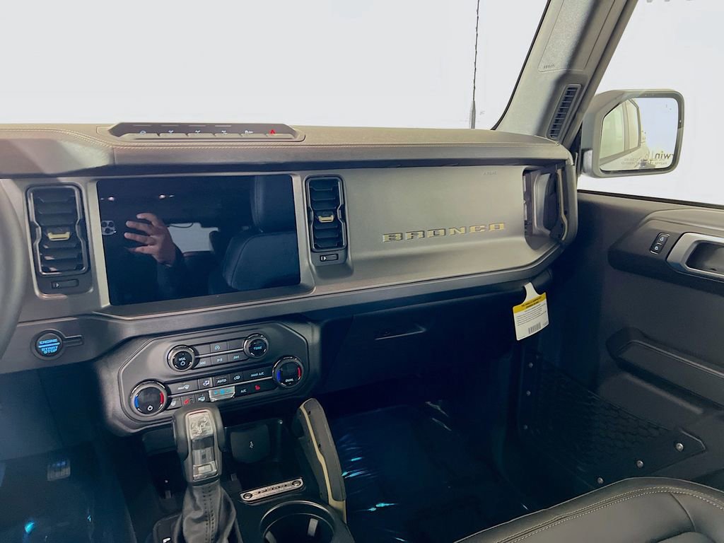 New 2025 Ford Bronco Badlands w/ Sasquatch Package image 27