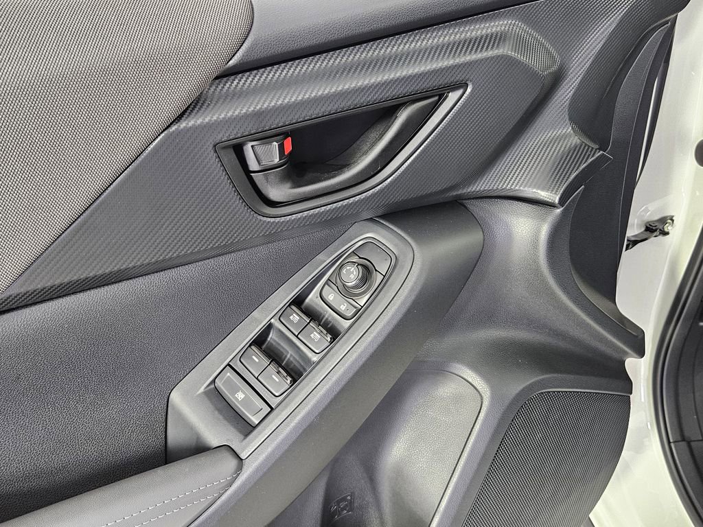 Used 2025 Subaru Crosstrek 2.0i Premium image 12