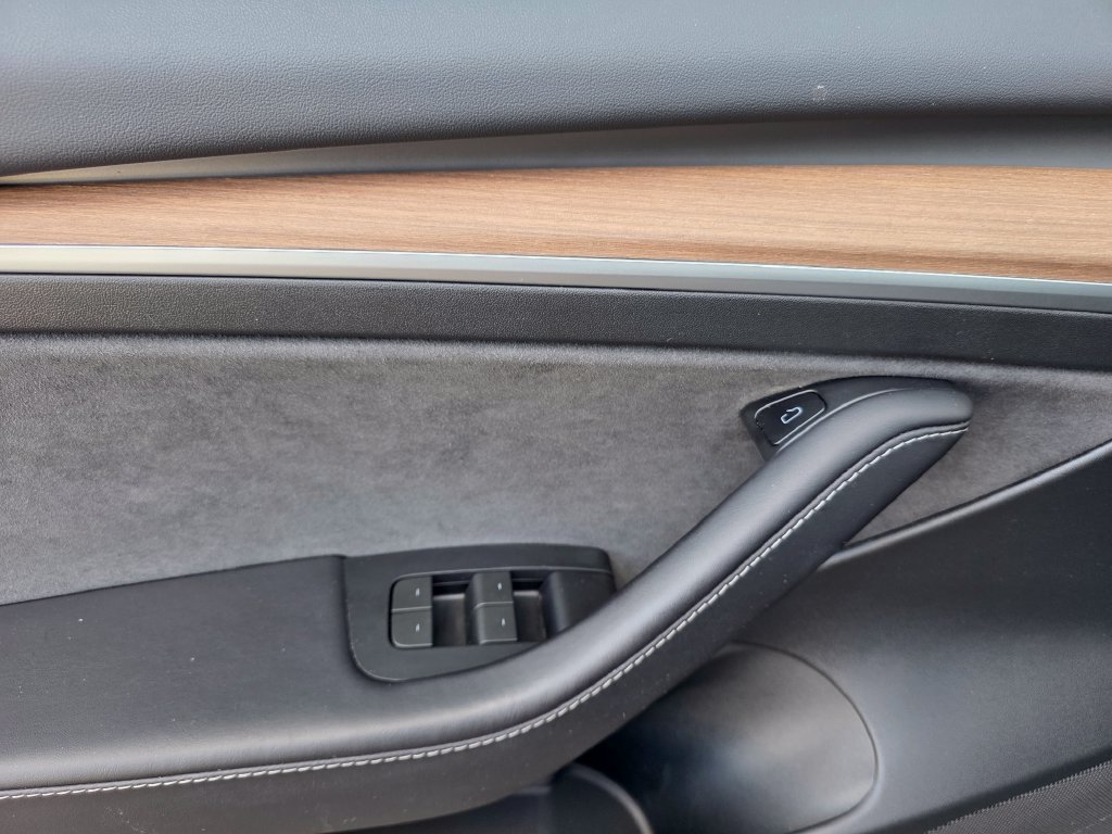 Used 2023 Tesla Model 3 Long Range AWD/4WD image 17