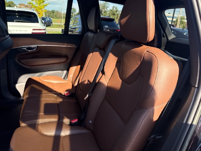 Used 2023 Volvo XC90 B6 Plus w/ Protection Package Premier AWD/4WD image 14