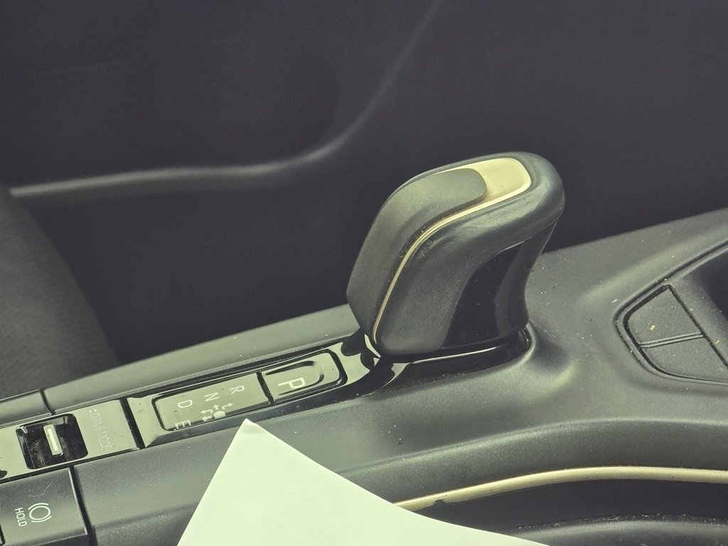 Used 2023 Toyota Crown Limited image 16