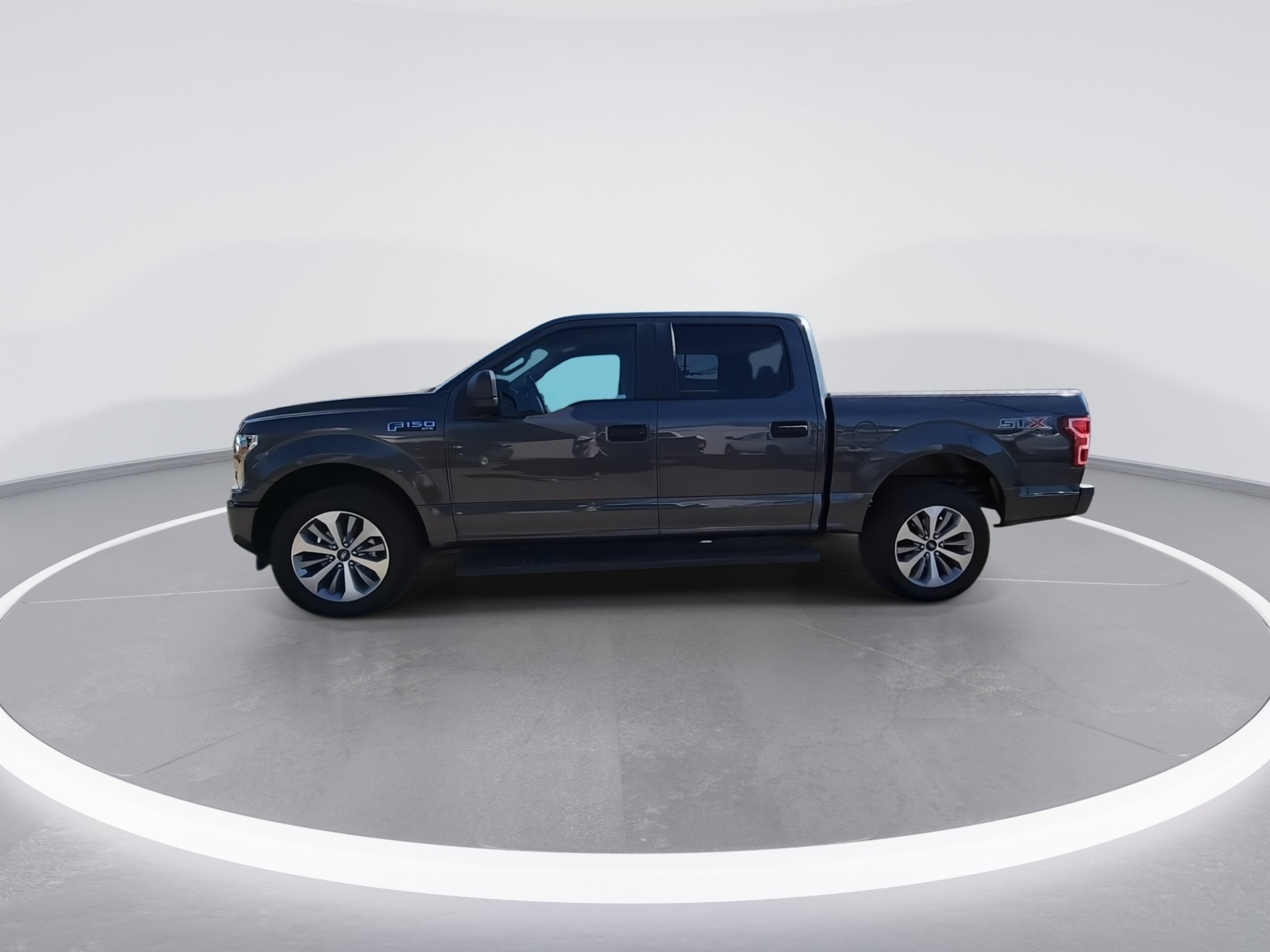 Used 2018 Ford F150 XL w/ Equipment Group 101A Mid AWD/4WD image 5