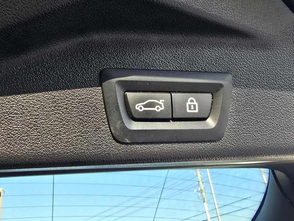 Used 2021 BMW X5 sDrive40i w/ Premium Package 3 image 33