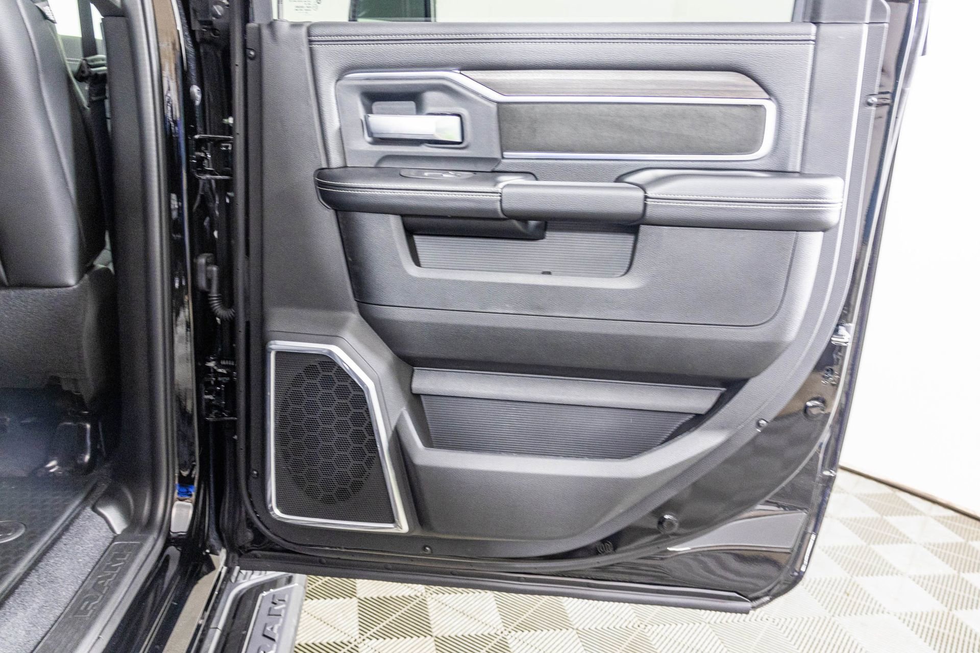 New 2026 RAM 2500 Laramie w/ Night Edition AWD/4WD image 43