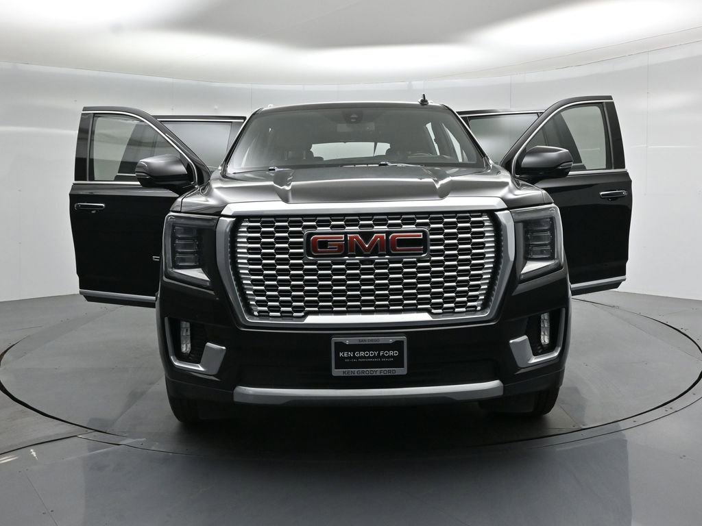 Used 2021 GMC Yukon XL Denali AWD/4WD image 31