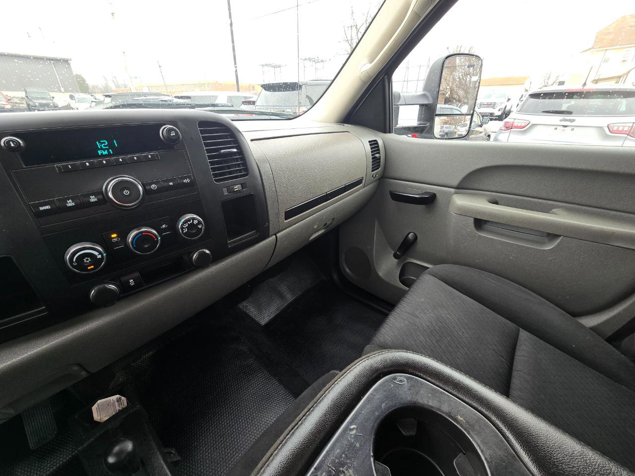 Used 2013 Chevrolet Silverado 3500 W/T w/ Snow Plow Prep Package image 10