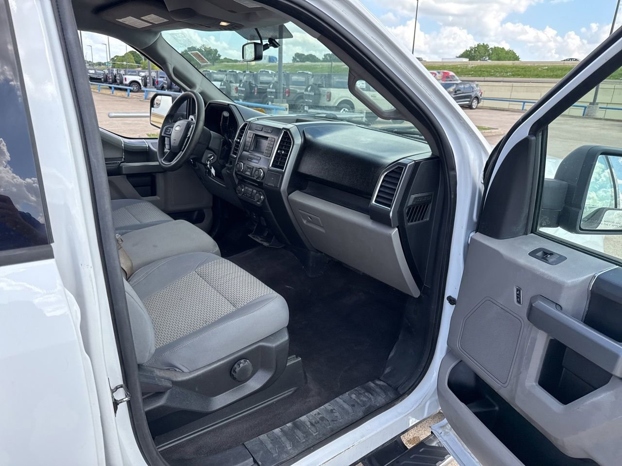 Used 2016 Ford F150 XLT w/ Equipment Group 301A Mid image 14