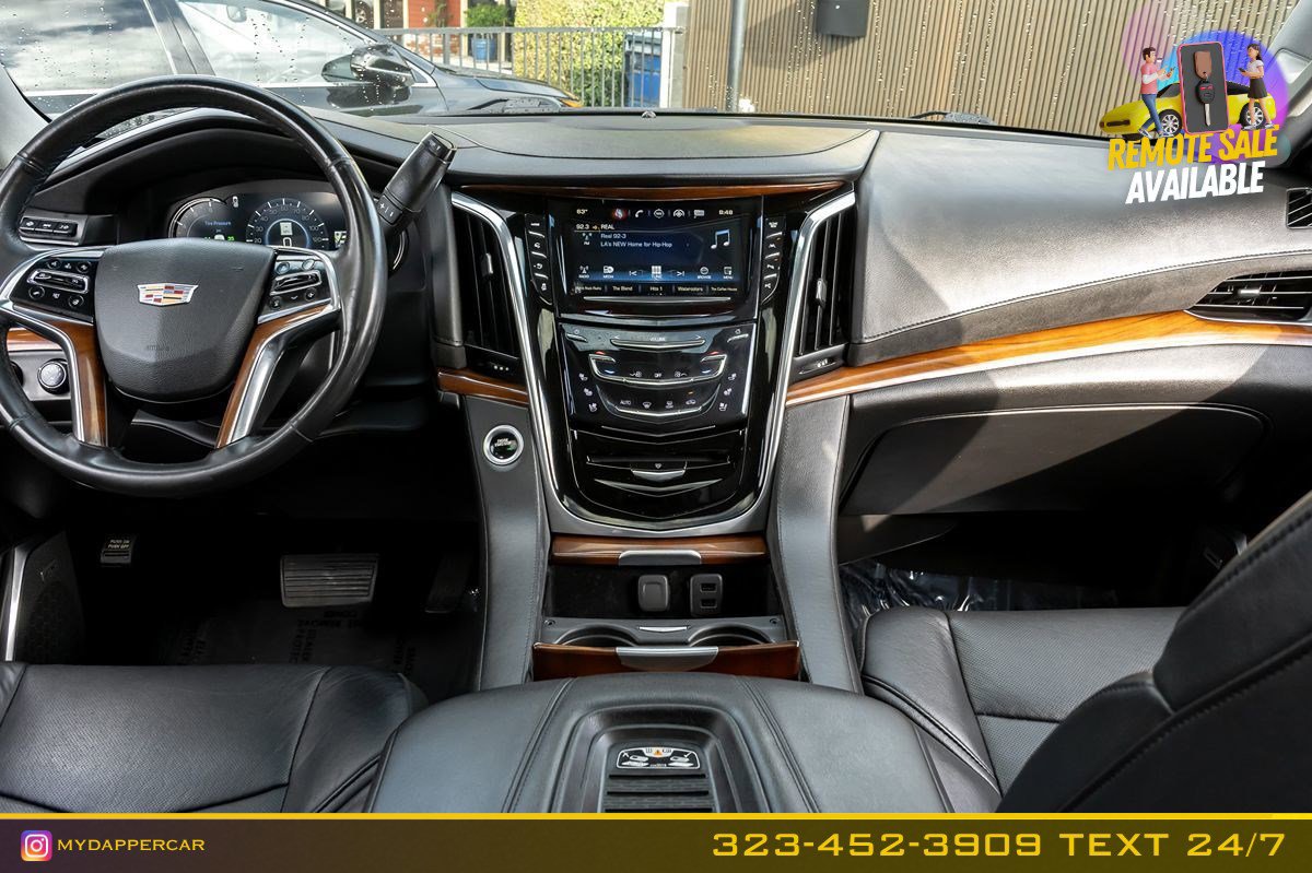 Used 2019 Cadillac Escalade ESV Luxury image 27