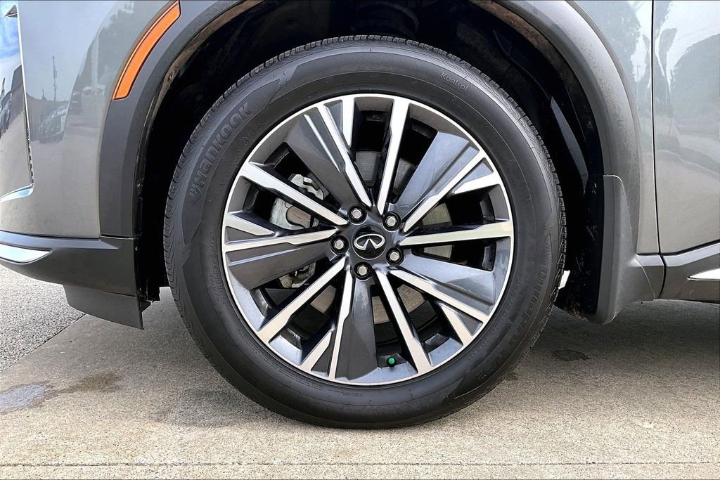 Certified 2026 INFINITI QX60 Luxe w/ Cargo Package AWD/4WD image 10