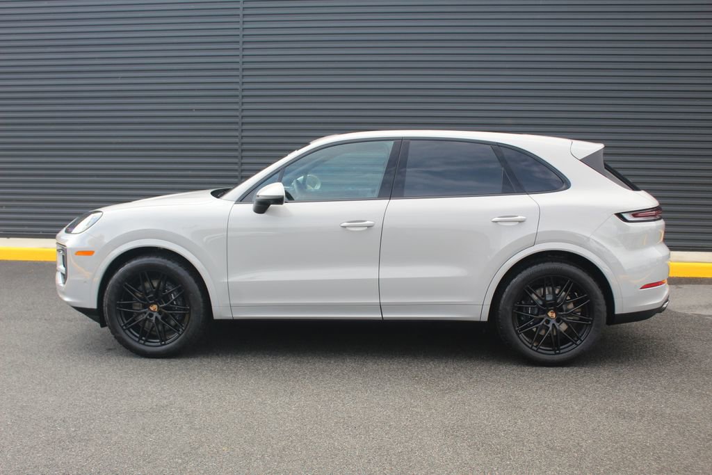 New 2026 Porsche Cayenne image 2