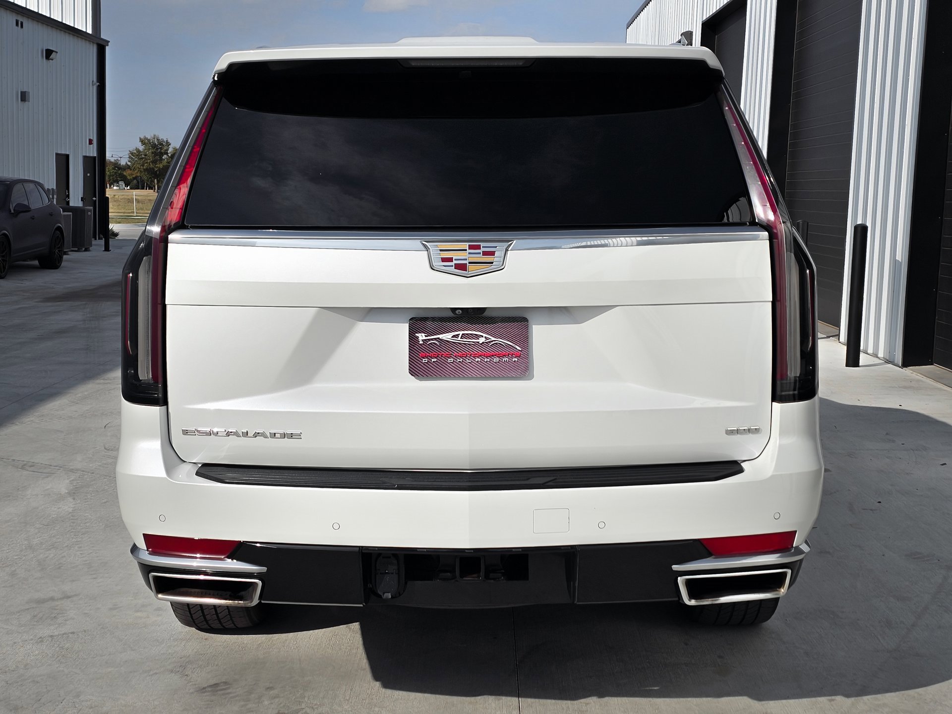 Used 2022 Cadillac Escalade ESV Premium Luxury w/ LPO, Floor Liner Package image 12