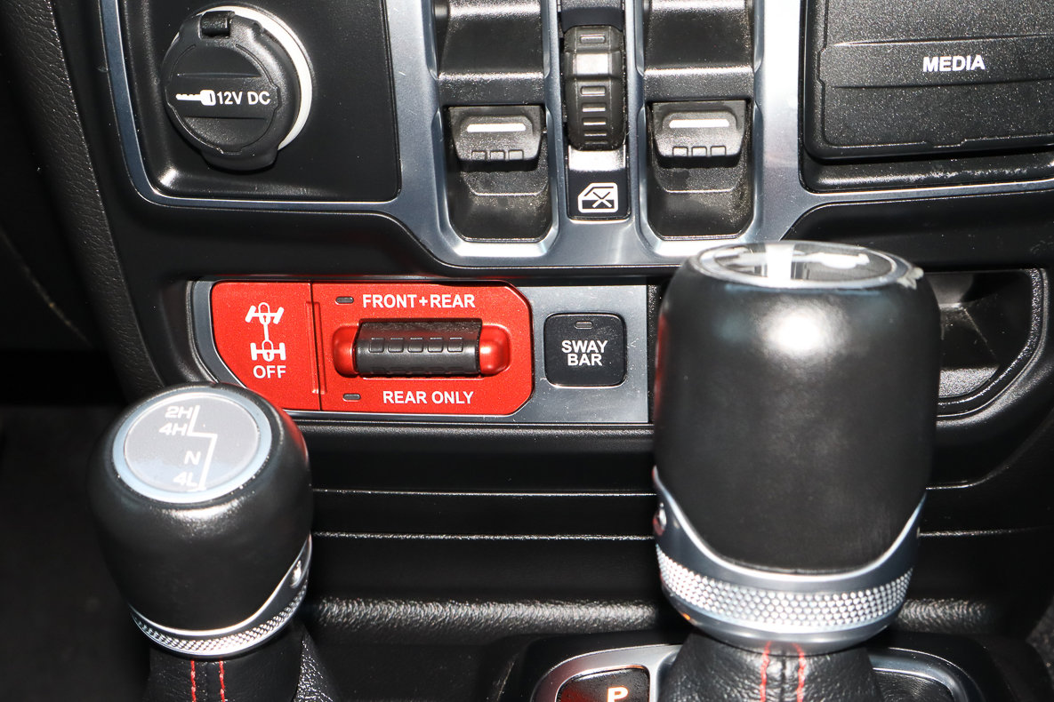 Used 2020 Jeep Wrangler Unlimited Rubicon w/ Quick Order Package 28Y Recon image 26