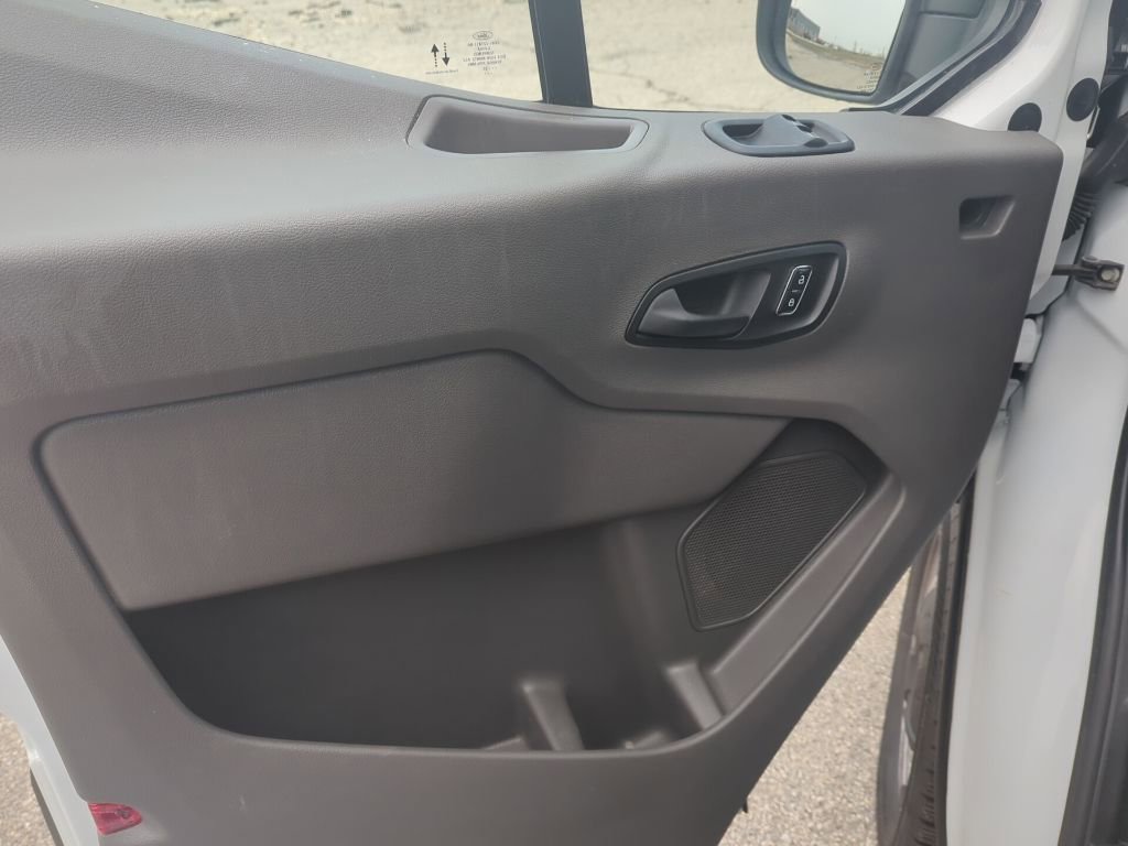 Used 2025 Ford Transit 250 148 High Roof Extended w/ Load Area Protection Package RWD image 15