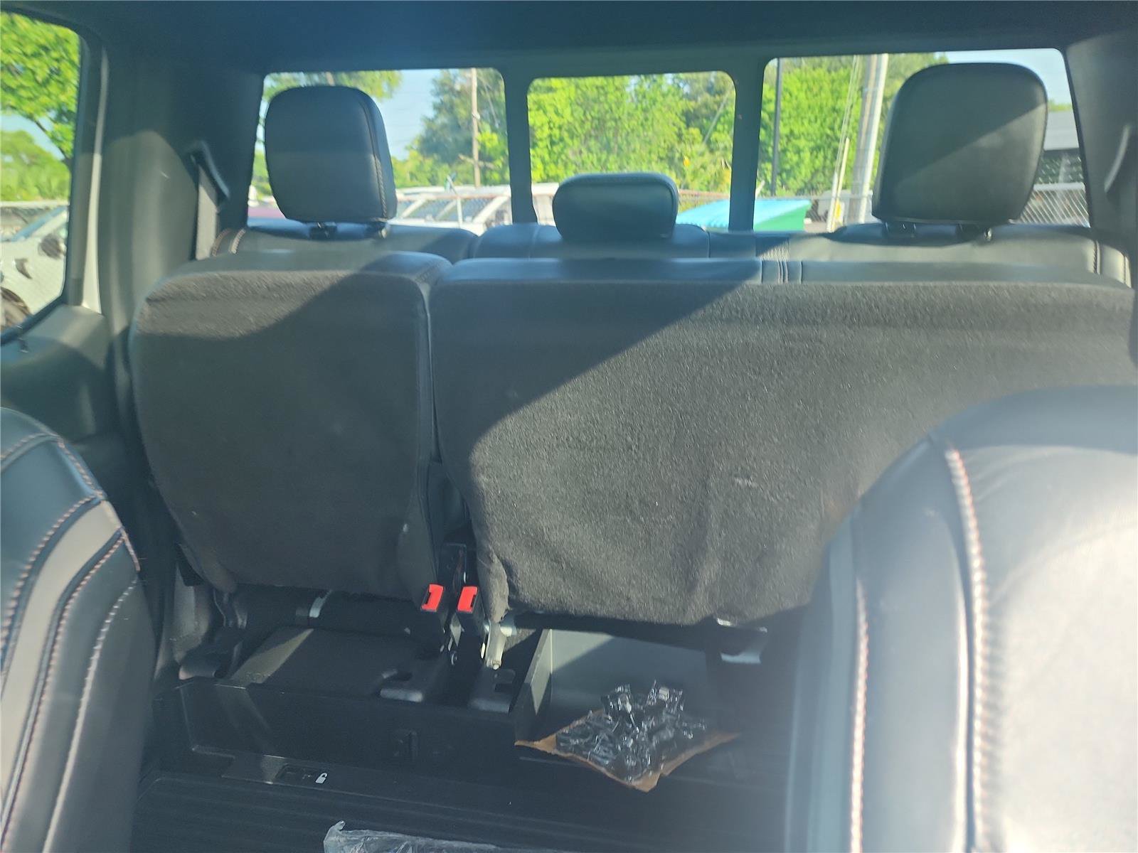 Certified 2019 Ford F450 Platinum w/ Platinum Ultimate Package AWD/4WD image 17