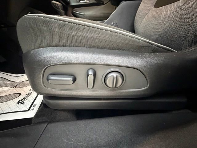 Used 2022 Chevrolet TrailBlazer LT w/ Driver Confidence Package FWD image 24