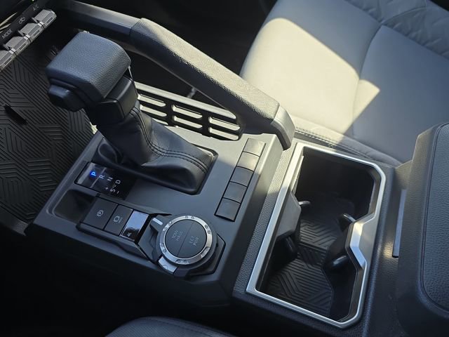 Used 2025 Toyota Tacoma SR5 image 24