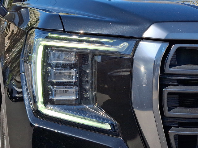 Used 2021 GMC Yukon AT4 w/ Rear Media and Nav Package image 9