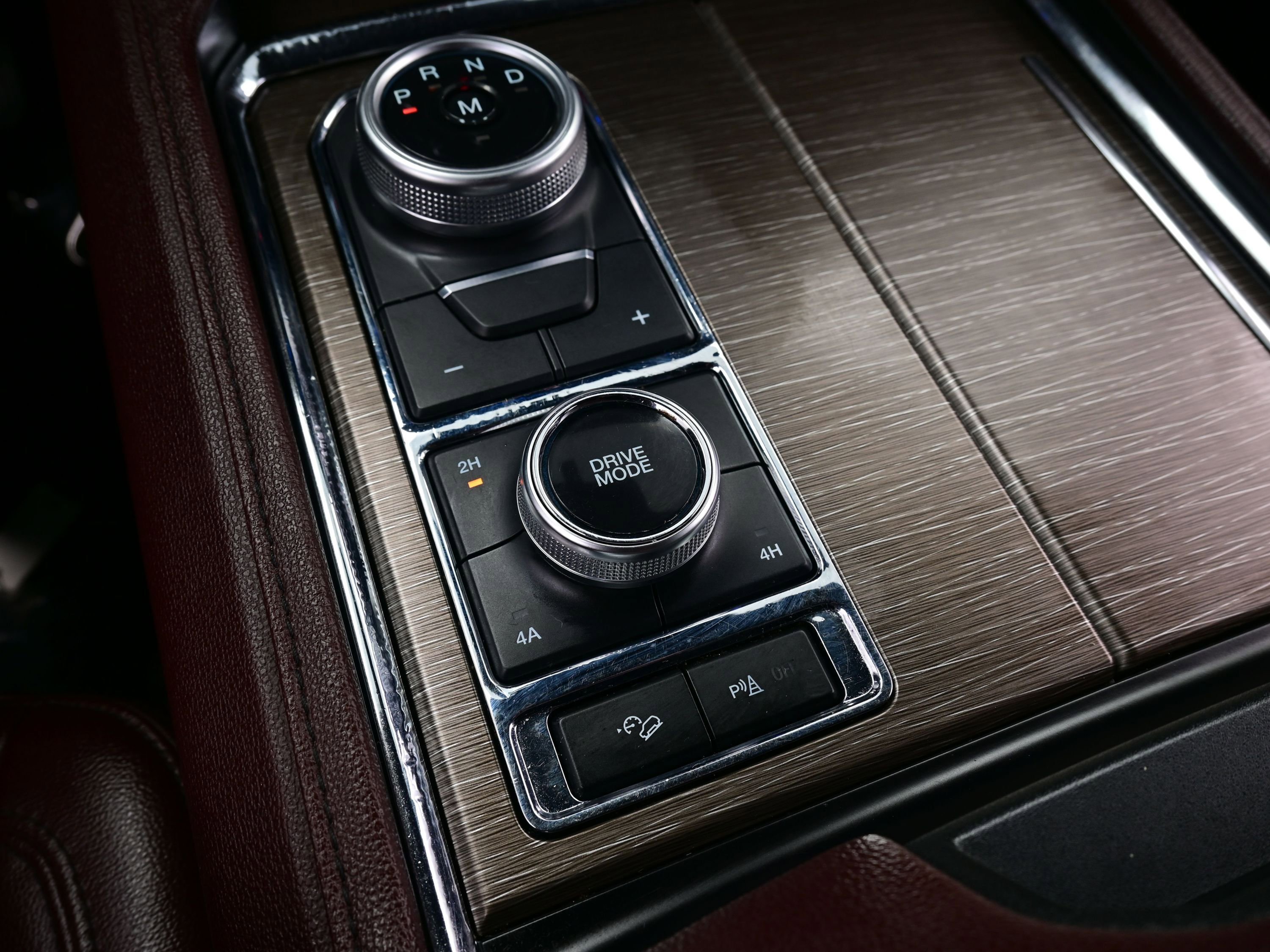 Used 2022 Ford Expedition Max Limited image 25