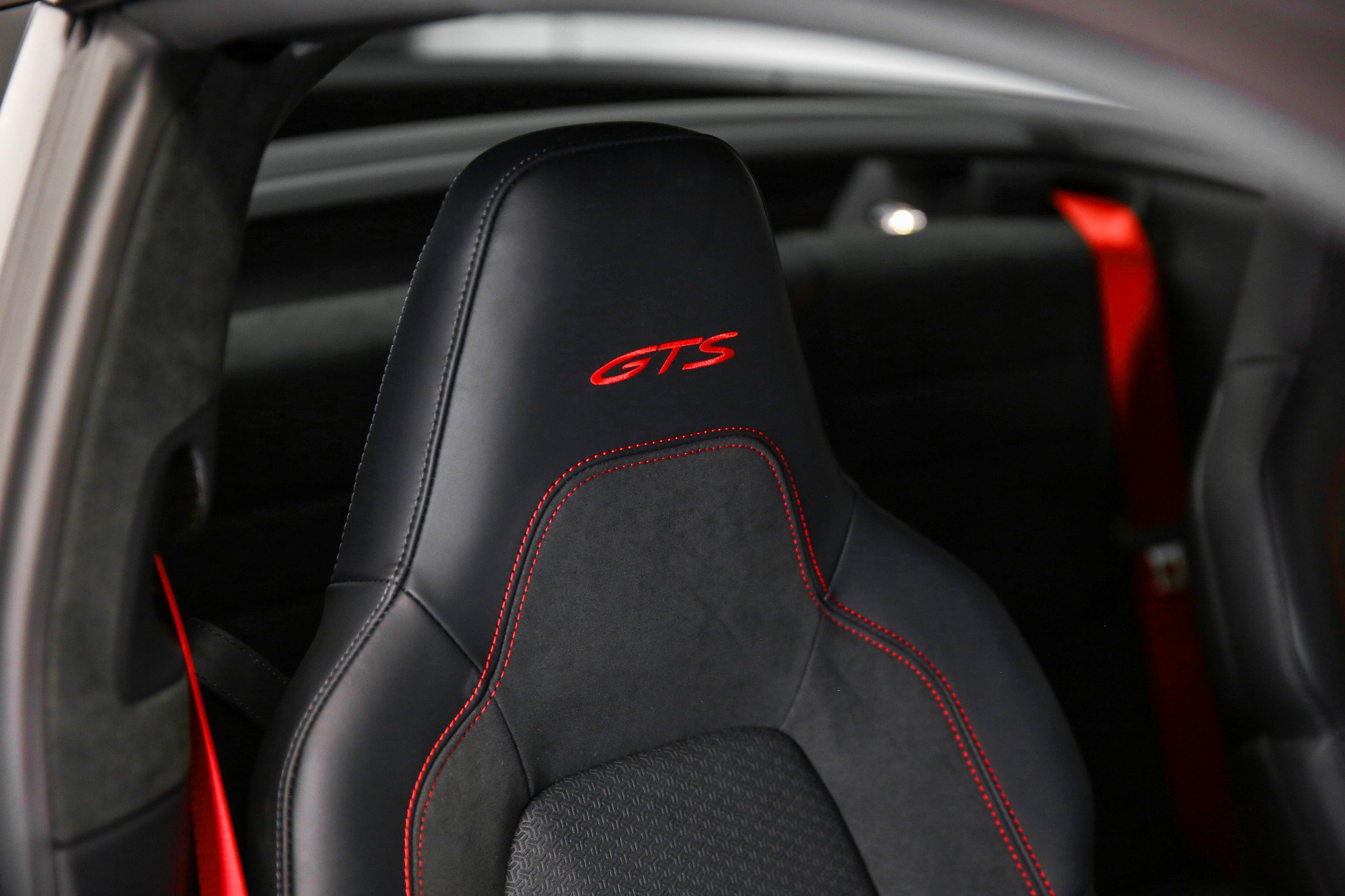 Used 2026 Porsche 911 Targa 4 GTS AWD/4WD image 27