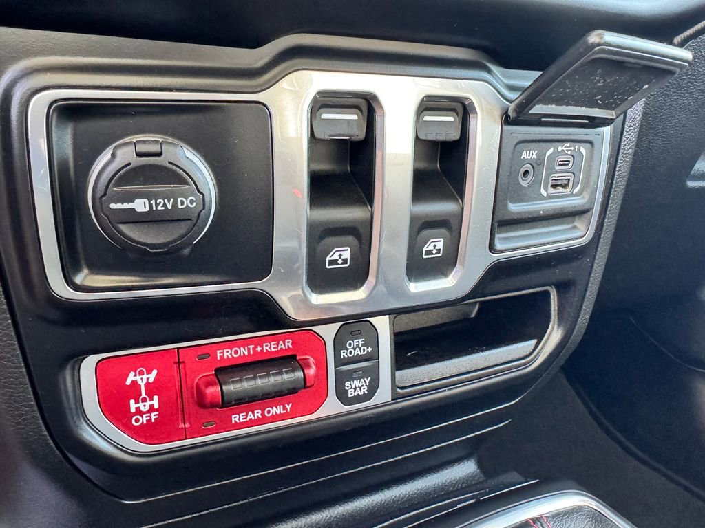 Used 2022 Jeep Wrangler Rubicon w/ Steel Bumper Group image 22