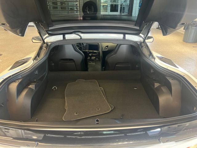 Used 2015 Chevrolet Corvette Z06 w/ 2LZ Preferred Equipment Group RWD image 7