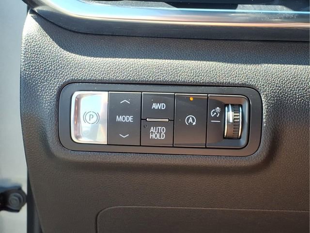Used 2026 GMC Terrain Elevation AWD/4WD image 17