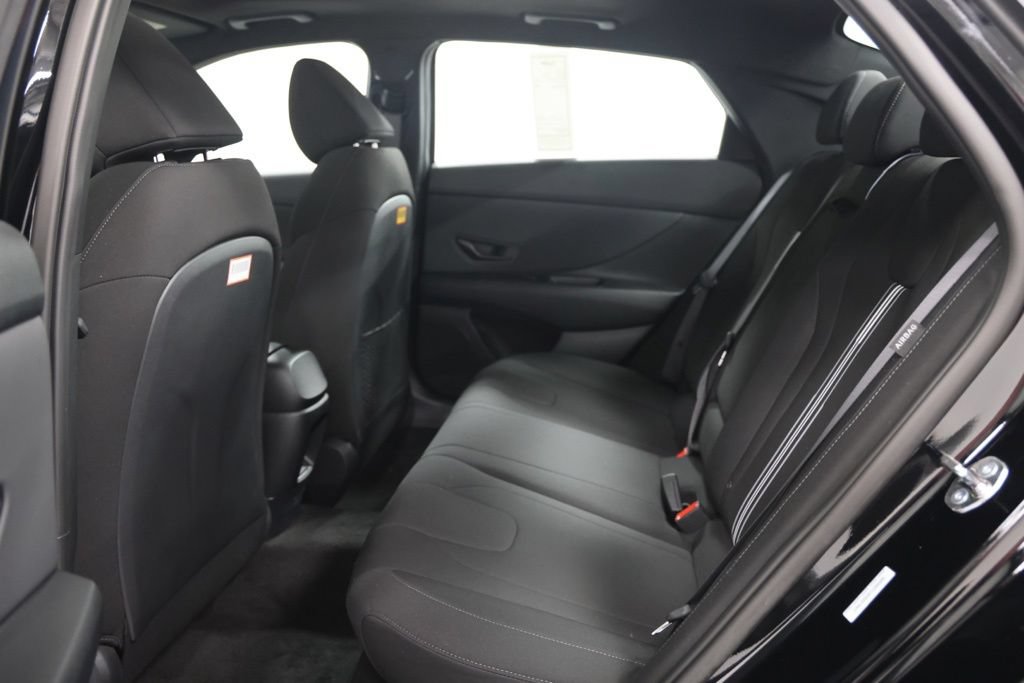 New 2026 Hyundai Elantra SEL Sport Premium FWD image 20