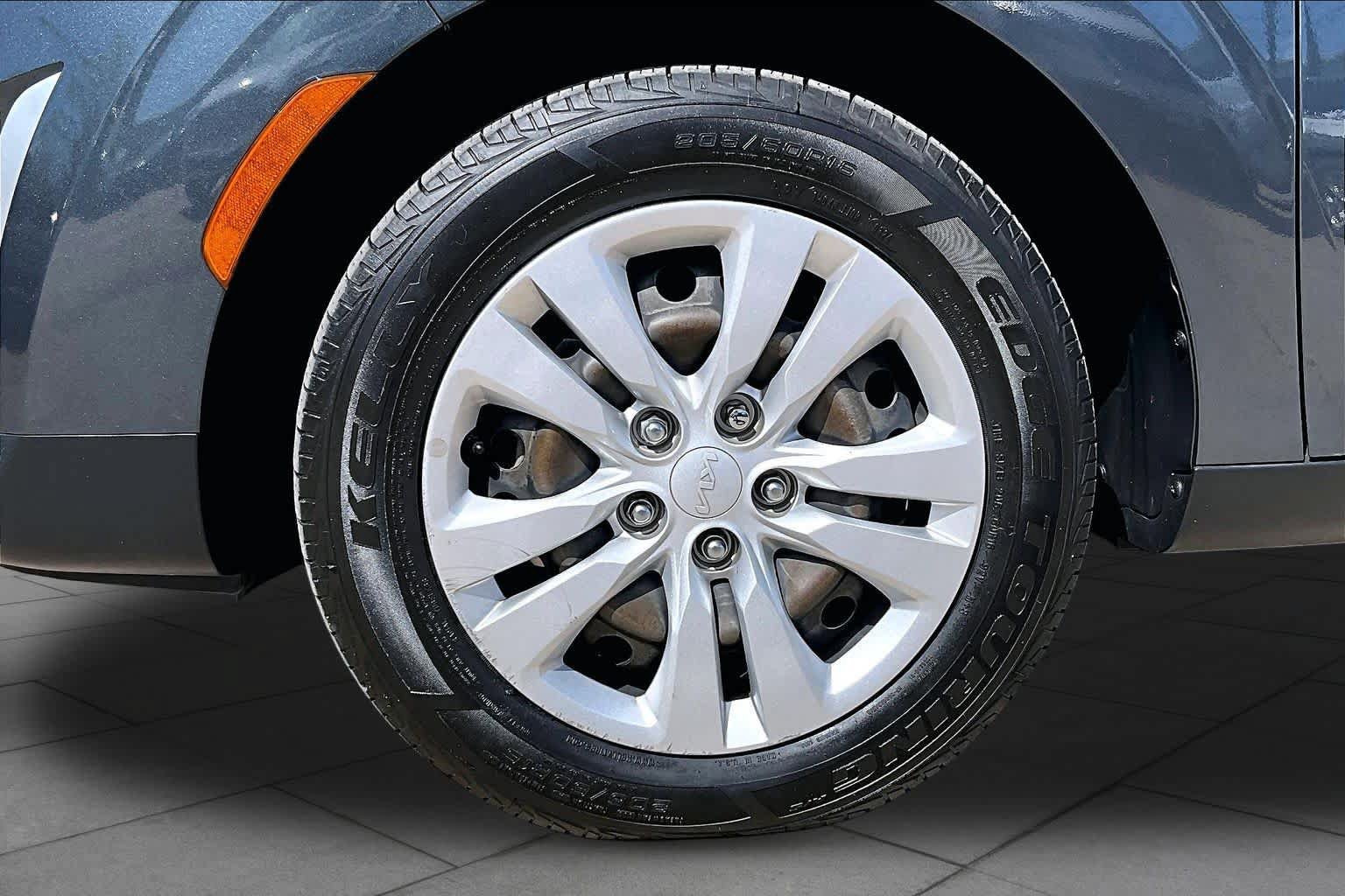 Used 2023 Kia Soul LX FWD image 11