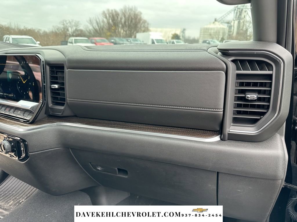 Used 2025 Chevrolet Silverado 1500 LT image 23