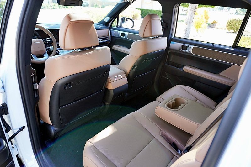New 2025 Hyundai Santa Fe Limited AWD/4WD image 22