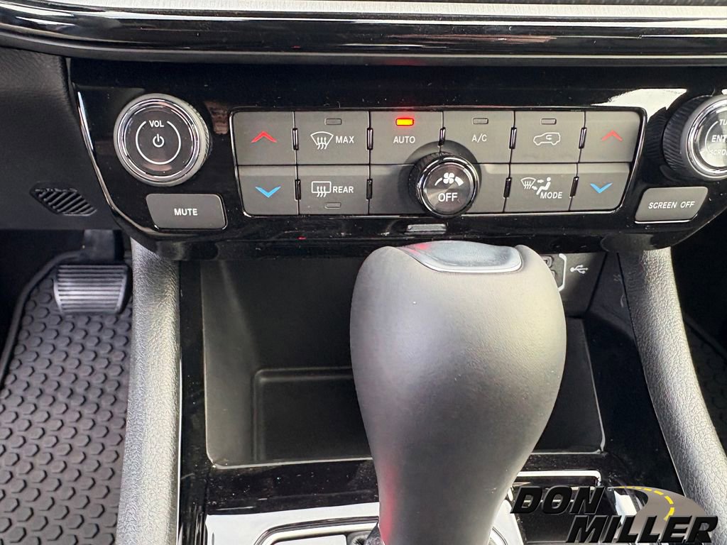 New 2026 Jeep Compass Trailhawk image 18