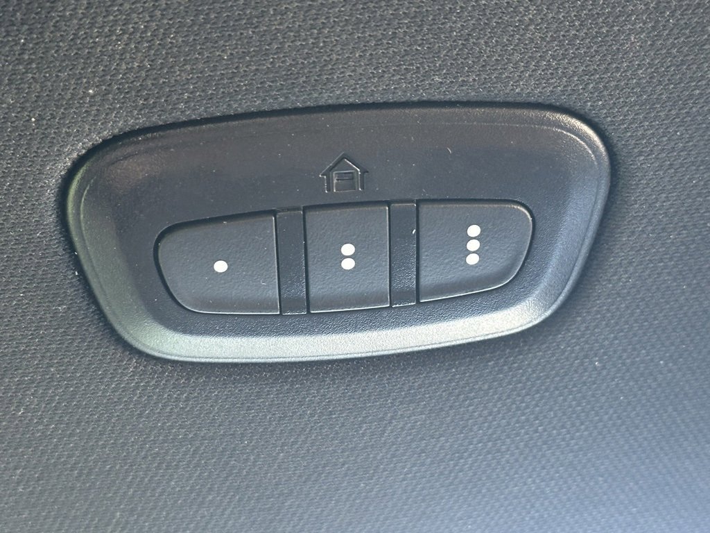 Used 2024 RAM 1500 Laramie image 41