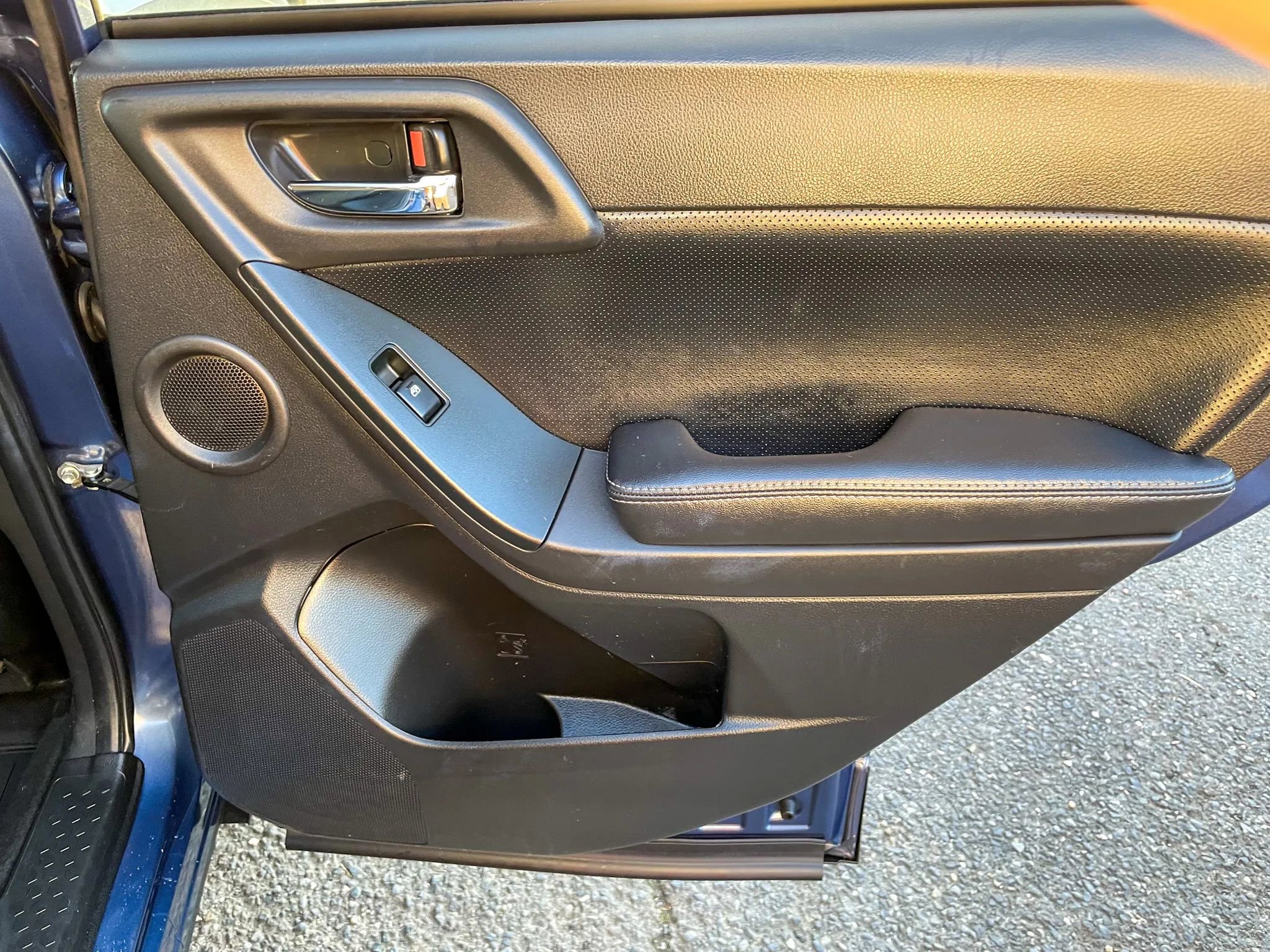 Used 2014 Subaru Forester 2.0XT Touring image 32