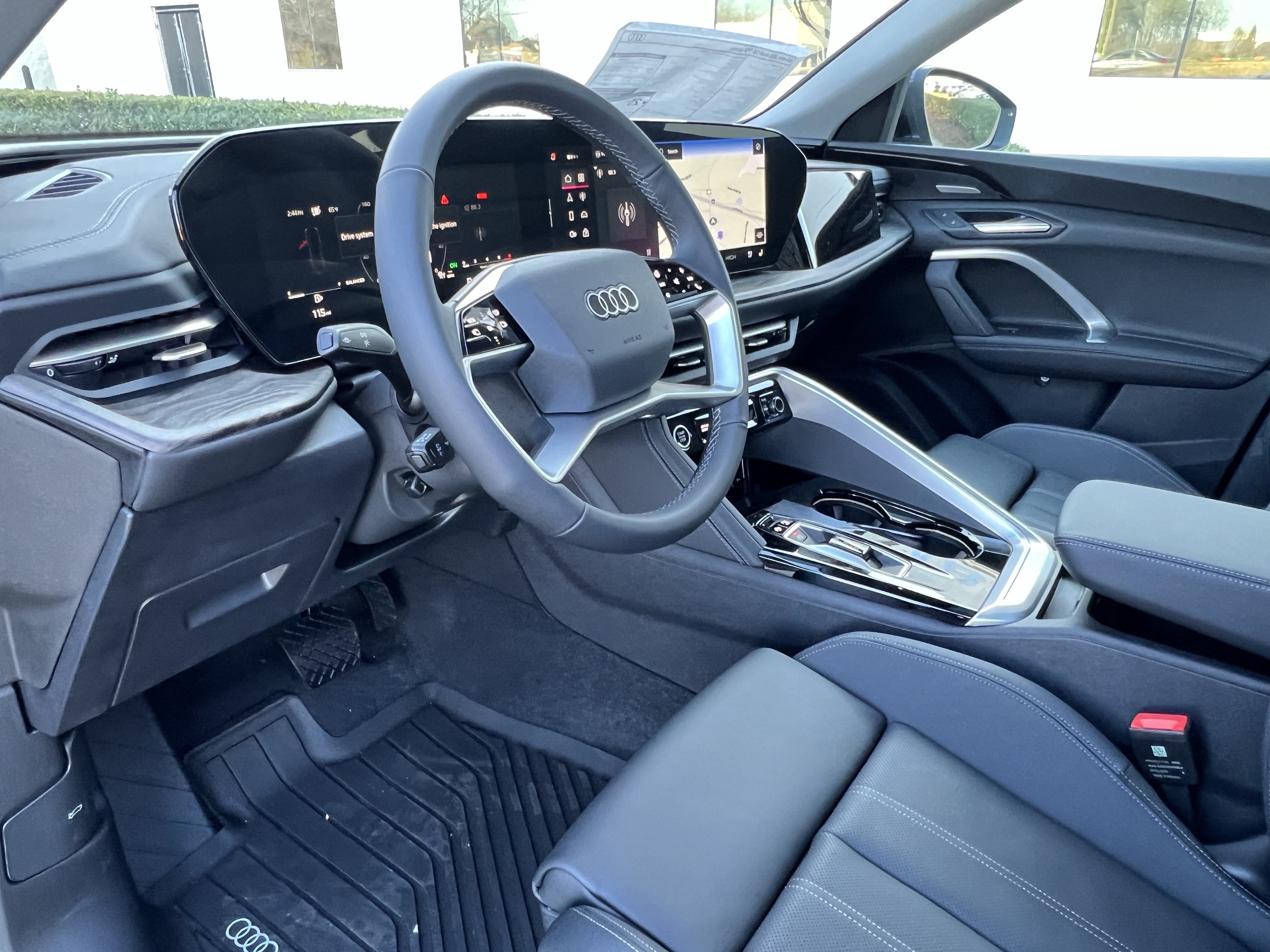 Used 2025 Audi Q5 Premium AWD/4WD image 16
