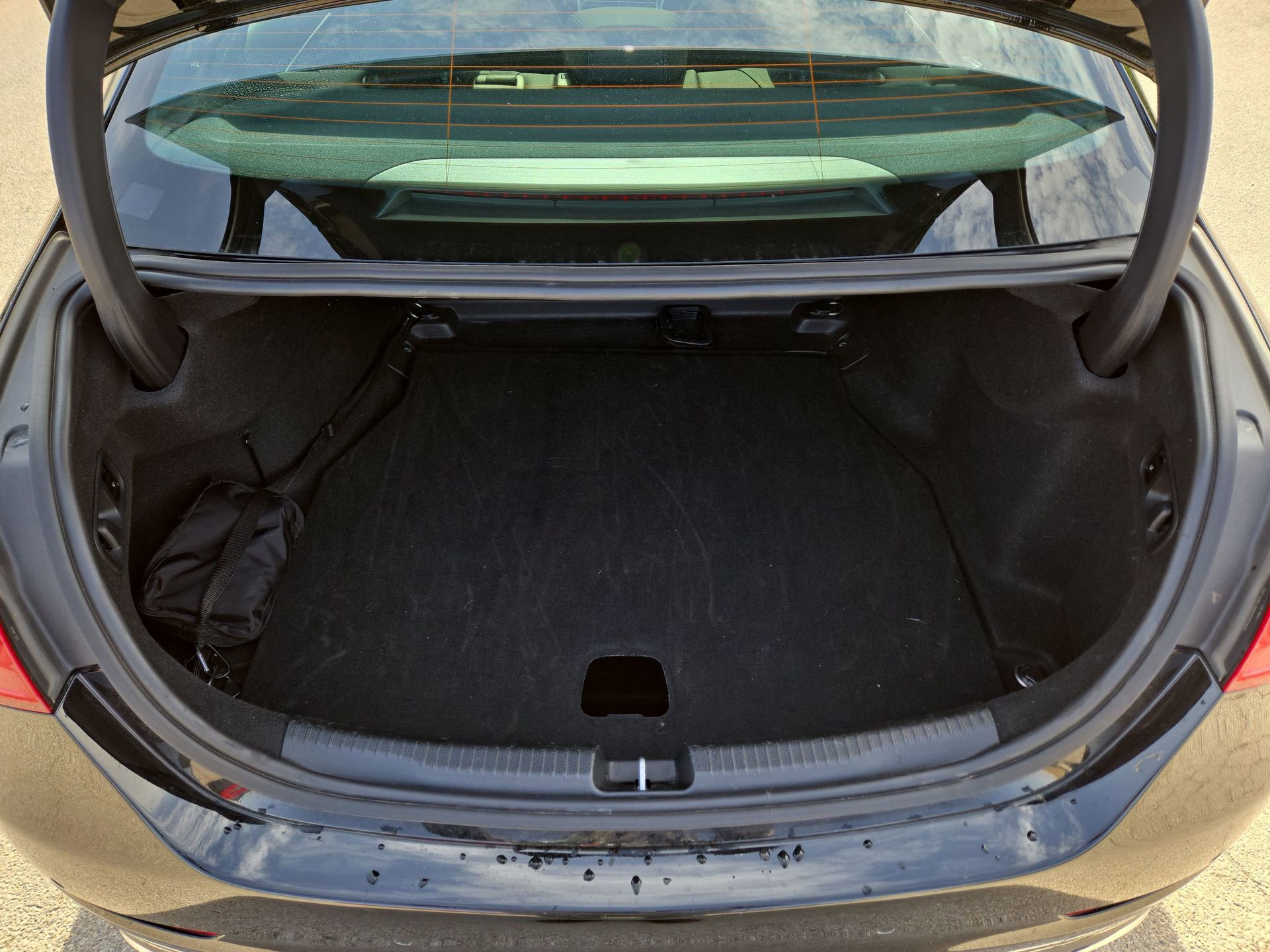 Used 2025 Mercedes-Benz C 300 Sedan image 12