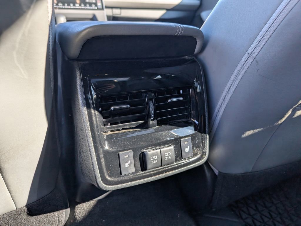 Used 2019 Toyota Avalon Touring w/ Advanced Safety Package image 28