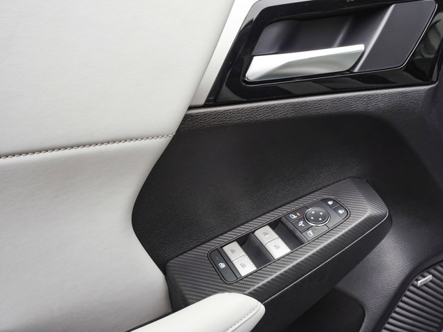 New 2026 Mitsubishi Outlander SE AWD/4WD image 10