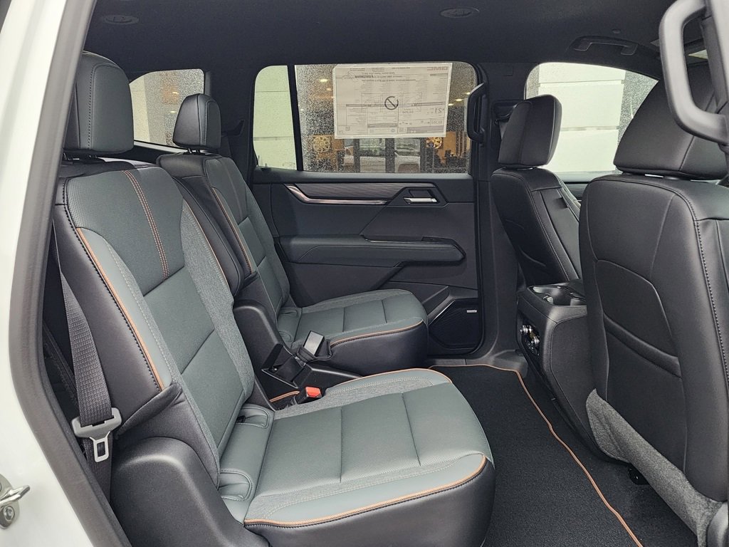 New 2026 GMC Acadia AT4 image 47