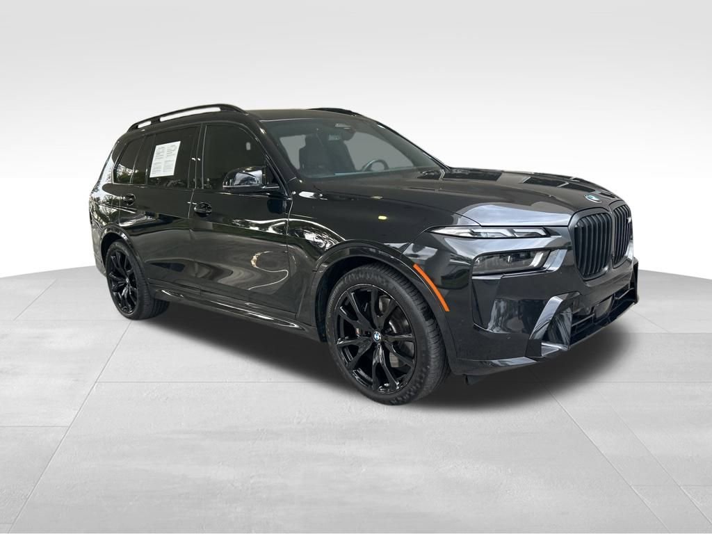 Used 2023 BMW X7 M60i w/ Executive Package image 2