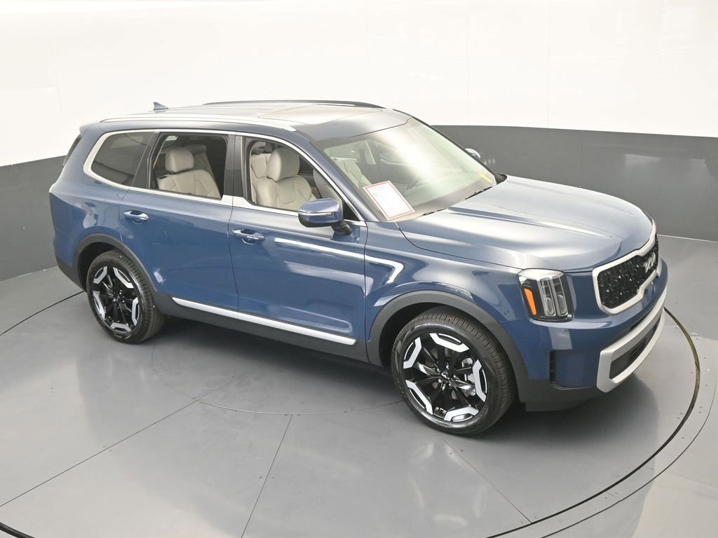 Used 2025 Kia Telluride EX w/ EX Captain's Chair Package image 59