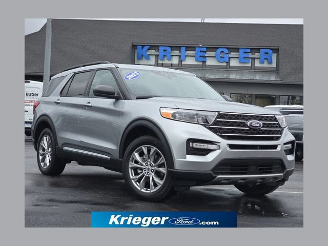 Certified 2023 Ford Explorer XLT w/ Equipment Group 202A