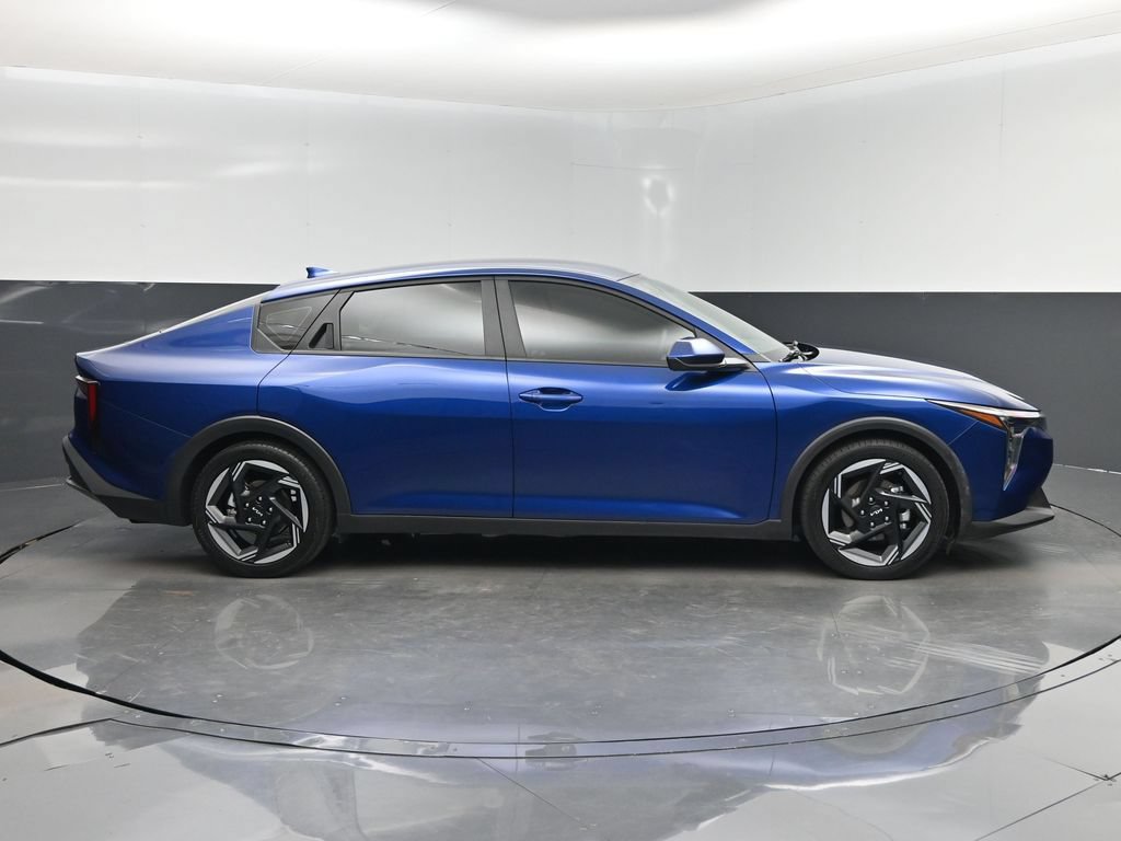 Certified 2025 Kia K4 EX FWD image 2