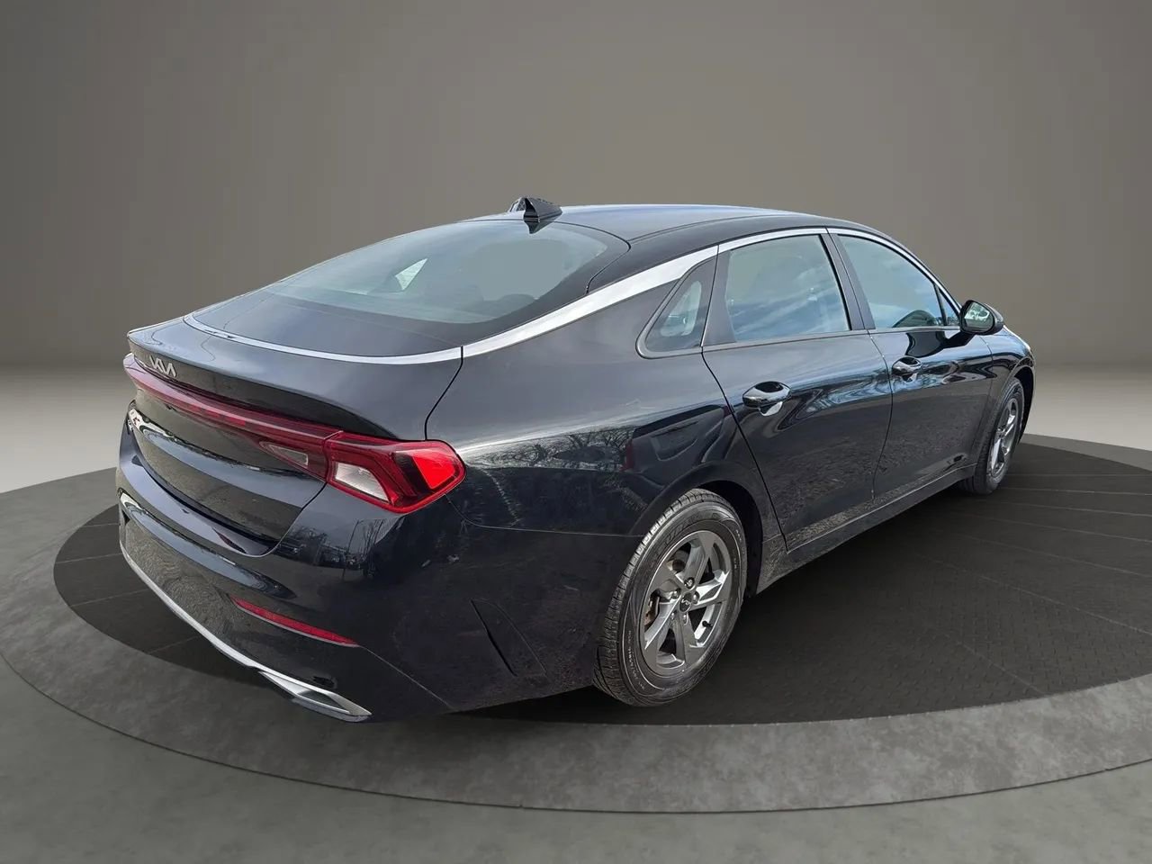 Used 2022 Kia K5 LXS FWD image 5