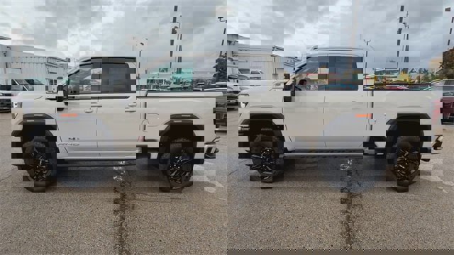 New 2026 GMC Sierra 2500 AT4 w/ AT4 Premium Plus Package image 38
