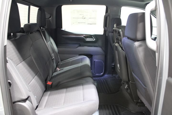 New 2026 GMC Sierra 1500 SLE w/ X31 Off-Road Package AWD/4WD image 29
