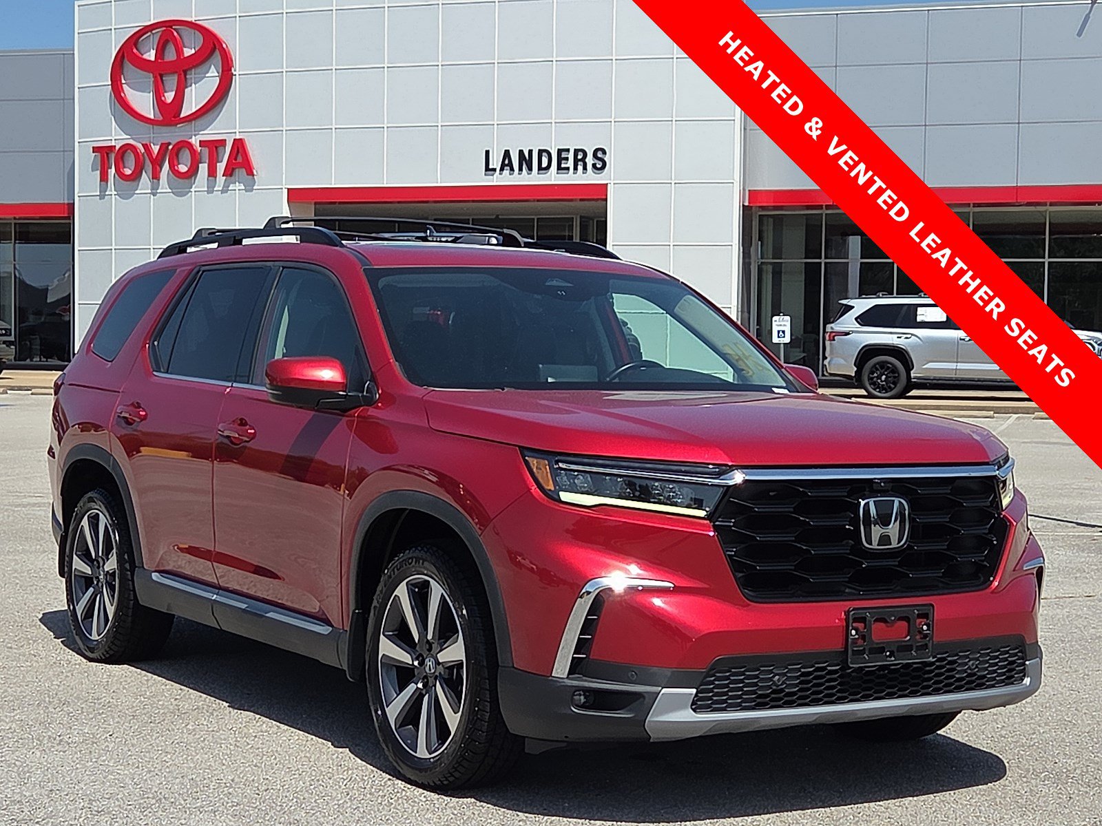 Used 2023 Honda Pilot Elite