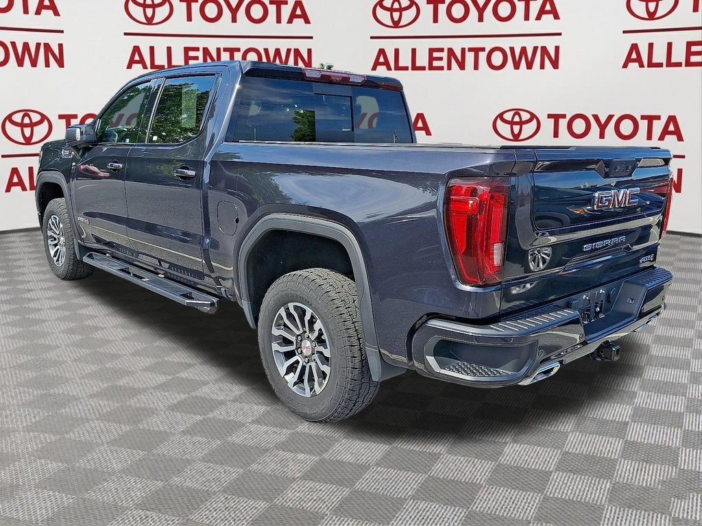 Used 2023 GMC Sierra 1500 AT4 w/ Technology Package AWD/4WD image 4